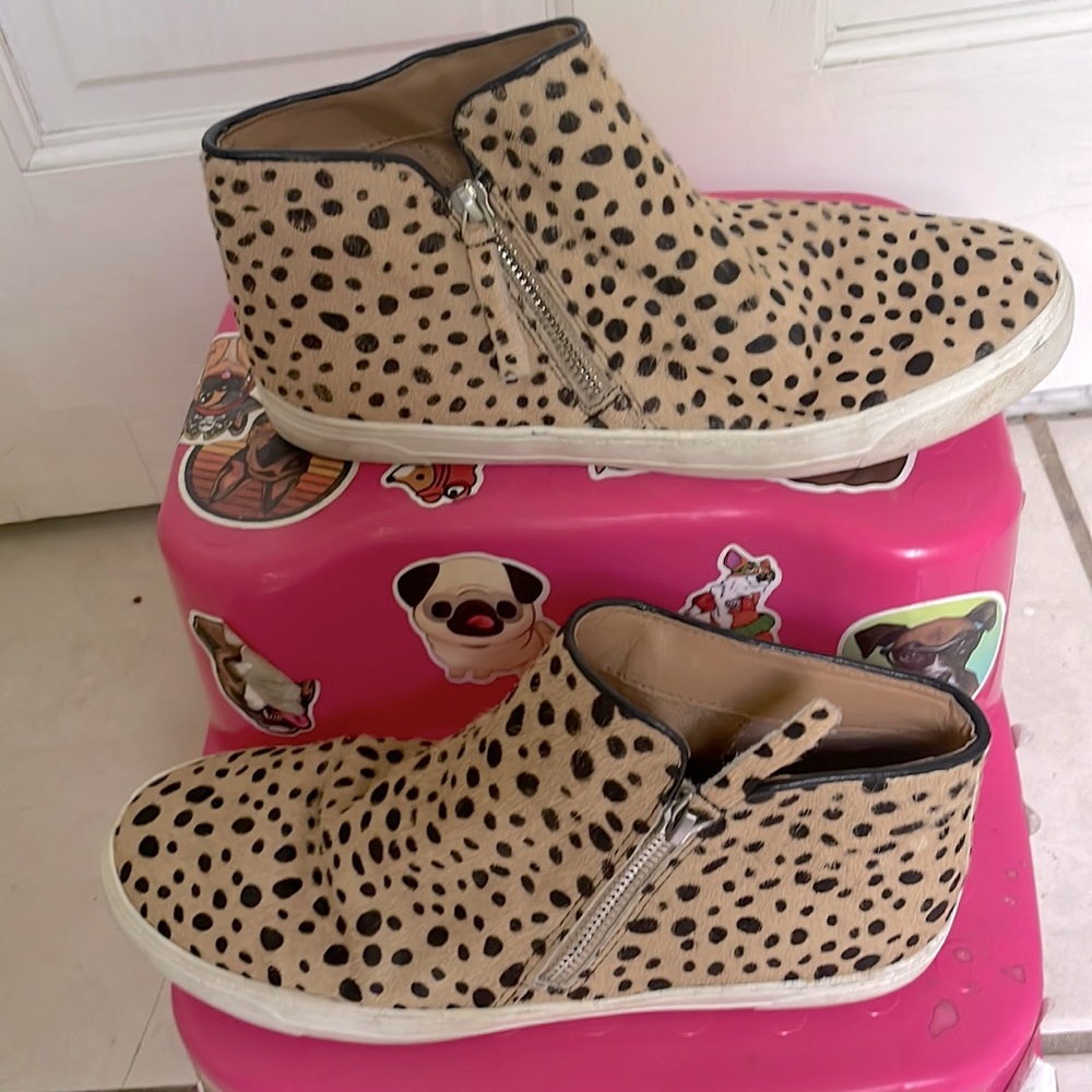 Crown Vintage Leopard Calf Hair ankles boots - Picture 2 of 6